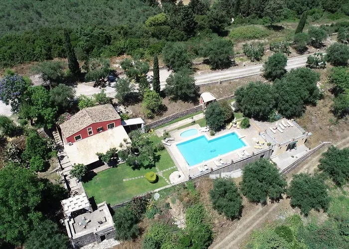 In Corfu With Stunning Mountain Views * Kanakádes