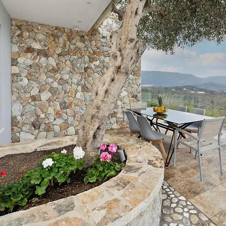 Hébergement de vacances In Corfu With Stunning Mountain Views *