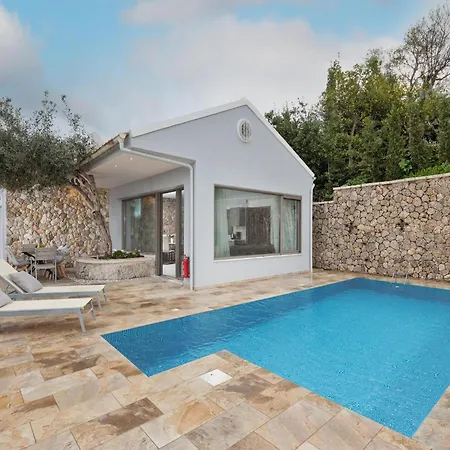 In Corfu With Stunning Mountain Views Holiday home